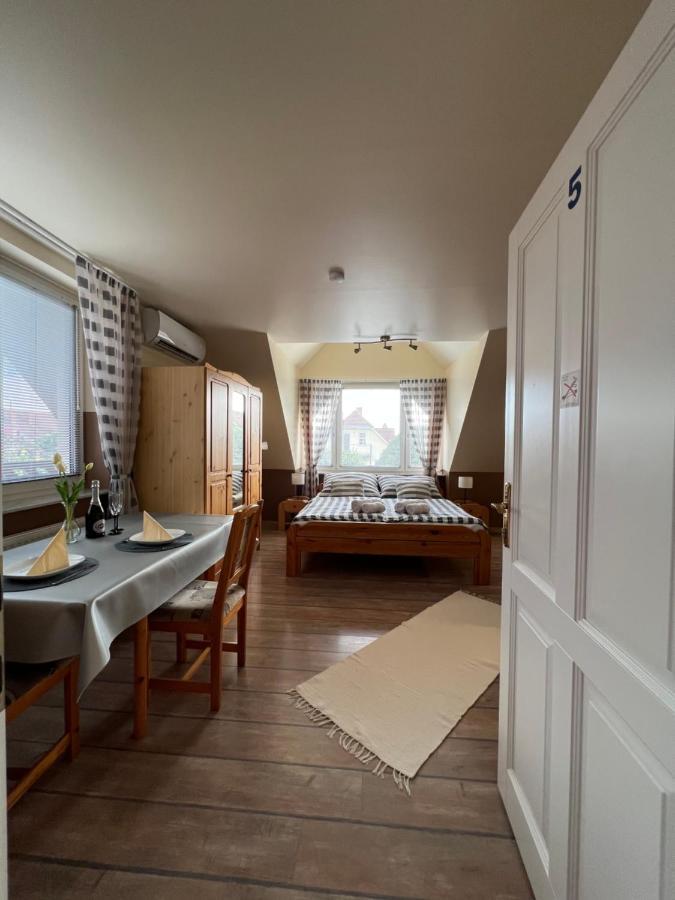 Apartament Holler Vendeghaz Bük Zewnętrze zdjęcie