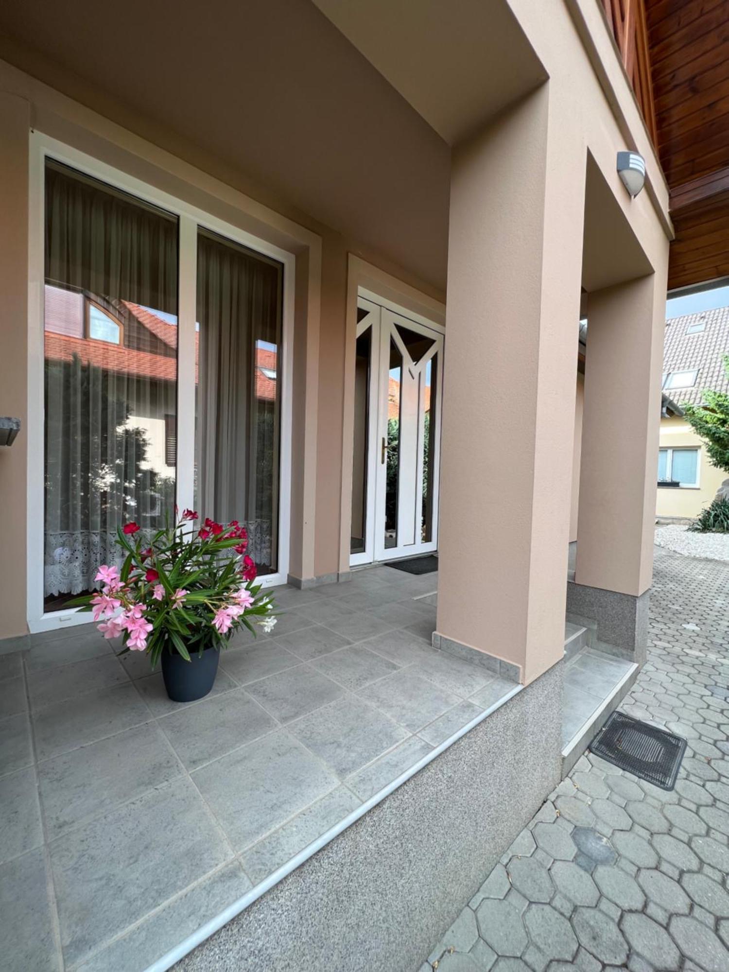 Apartament Holler Vendeghaz Bük Zewnętrze zdjęcie